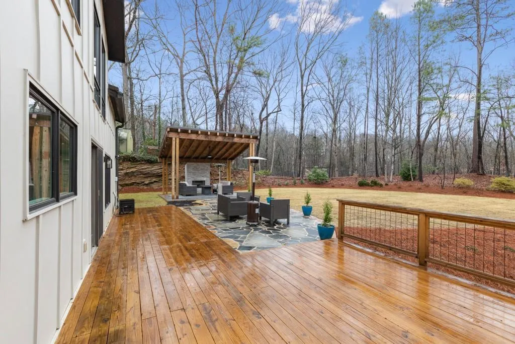 7950 Innsbruck Drive, Sandy Springs, Georgia 30350, 4 Bedrooms Bedrooms, ,3 BathroomsBathrooms,Residential,Sold,7950 Innsbruck Drive,6693778