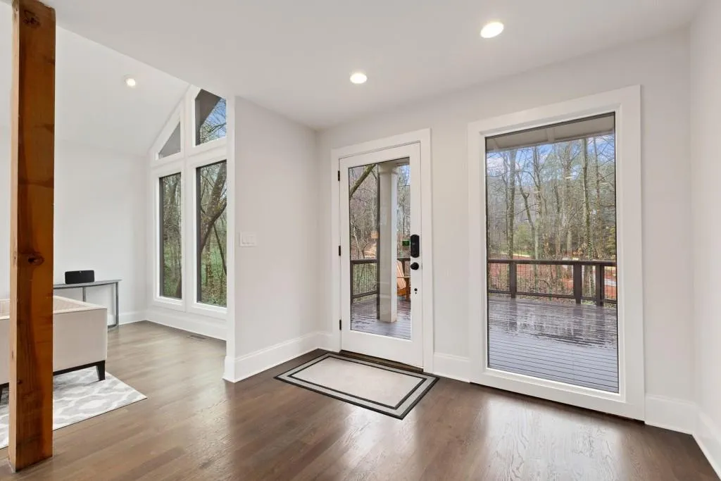 7950 Innsbruck Drive, Sandy Springs, Georgia 30350, 4 Bedrooms Bedrooms, ,3 BathroomsBathrooms,Residential,Sold,7950 Innsbruck Drive,6693778