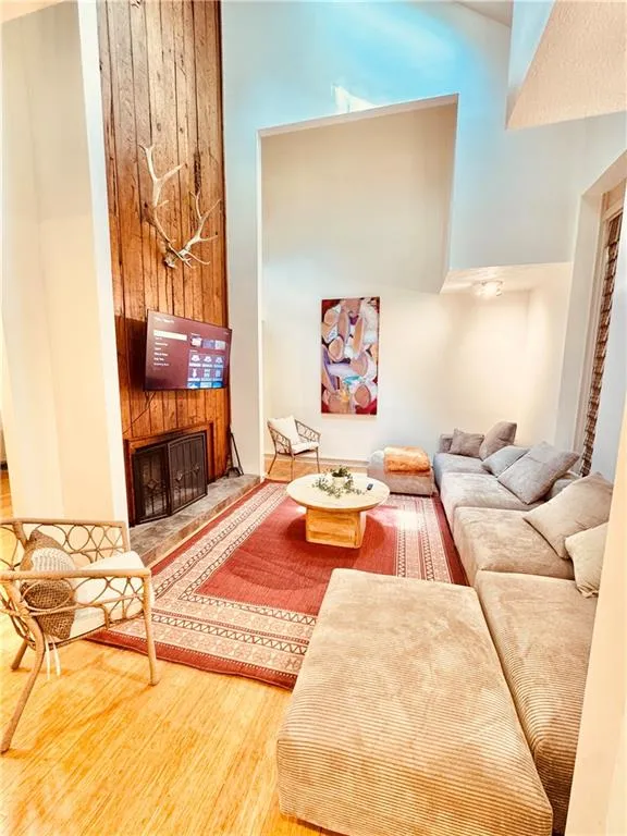 175 River Court Parkway, Atlanta, Georgia 30328, 7 Bedrooms Bedrooms, ,3 BathroomsBathrooms,Residential,For Sale,175 River Court Parkway,7622394