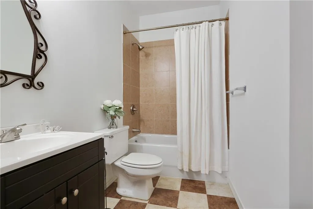 655 Lockton Place, Atlanta, Georgia 30342, 4 Bedrooms Bedrooms, ,4 BathroomsBathrooms,Residential,Sold,655 Lockton Place,6978262