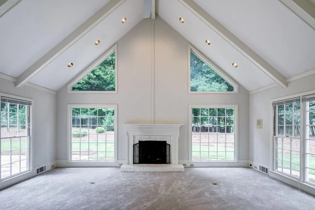 1580 Lazy River Lane, Sandy Springs, Georgia 30350, 4 Bedrooms Bedrooms, ,3 BathroomsBathrooms,Residential,Sold,1580 Lazy River Lane,6060310