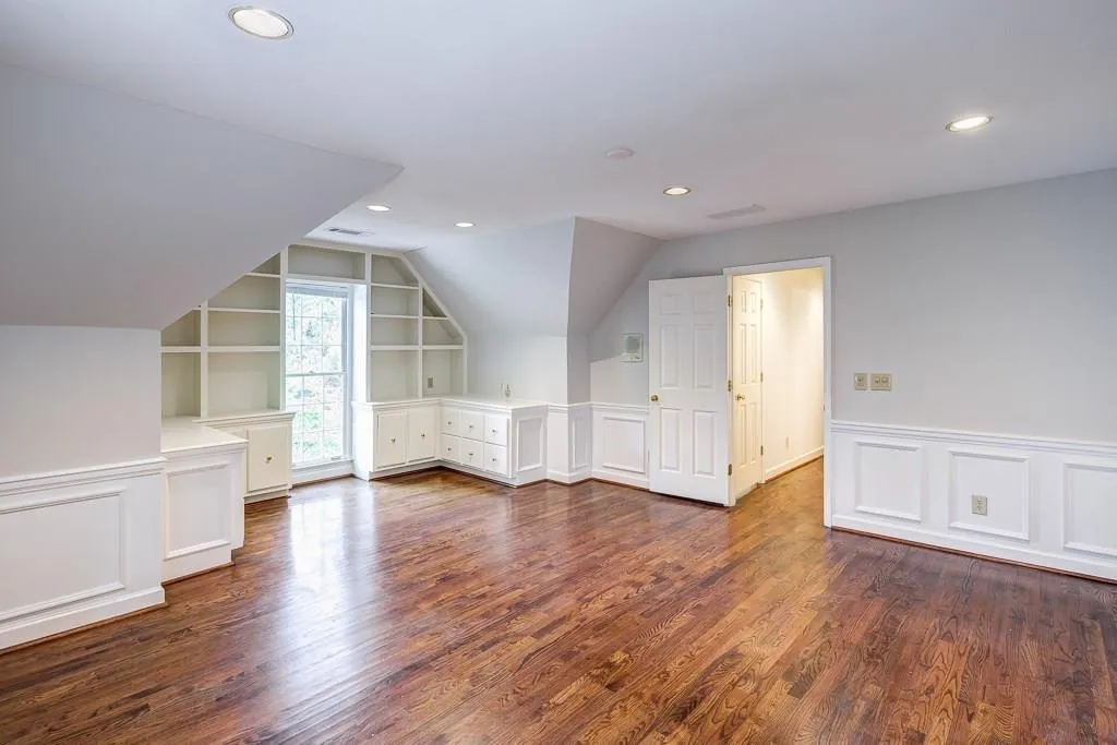 1580 Lazy River Lane, Sandy Springs, Georgia 30350, 4 Bedrooms Bedrooms, ,3 BathroomsBathrooms,Residential,Sold,1580 Lazy River Lane,6060310