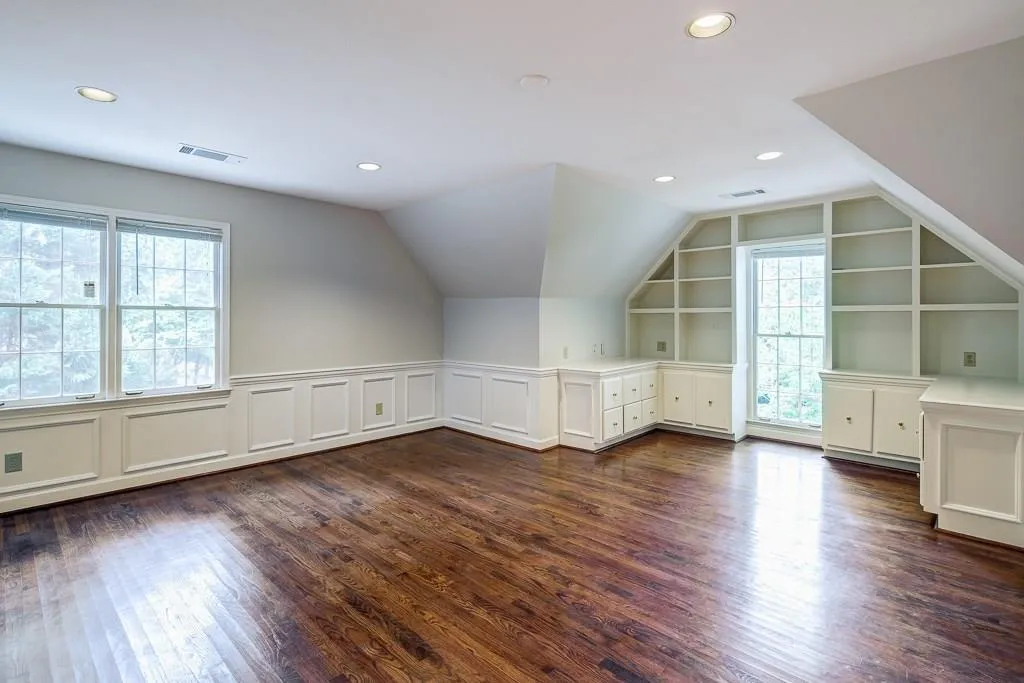 1580 Lazy River Lane, Sandy Springs, Georgia 30350, 4 Bedrooms Bedrooms, ,3 BathroomsBathrooms,Residential,Sold,1580 Lazy River Lane,6060310