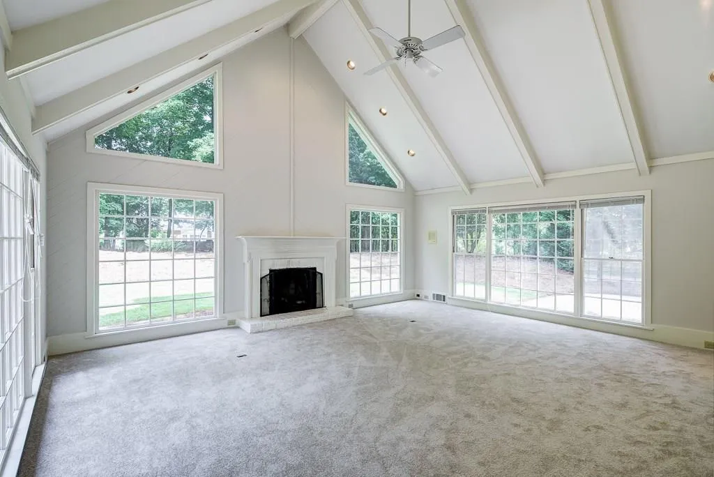 1580 Lazy River Lane, Sandy Springs, Georgia 30350, 4 Bedrooms Bedrooms, ,3 BathroomsBathrooms,Residential,Sold,1580 Lazy River Lane,6060310