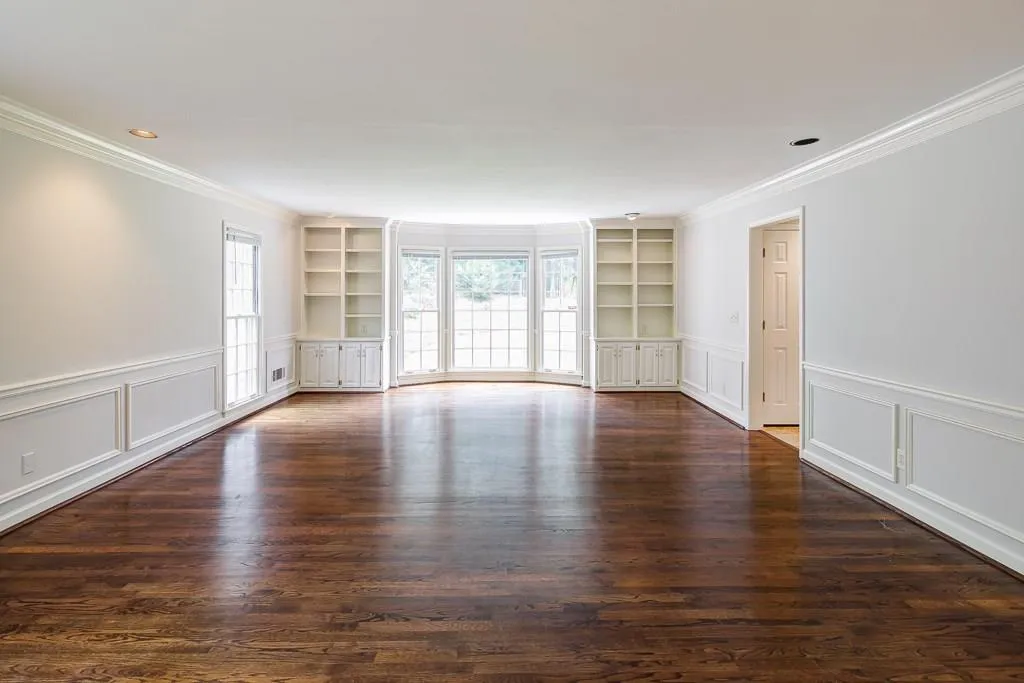 1580 Lazy River Lane, Sandy Springs, Georgia 30350, 4 Bedrooms Bedrooms, ,3 BathroomsBathrooms,Residential,Sold,1580 Lazy River Lane,6060310