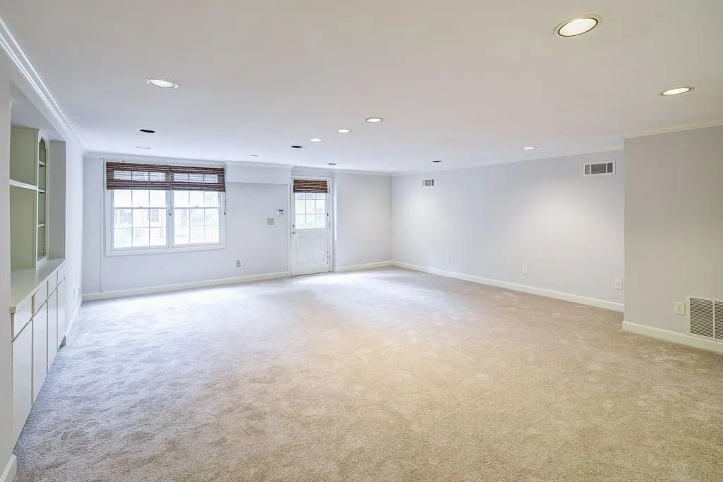 1580 Lazy River Lane, Sandy Springs, Georgia 30350, 4 Bedrooms Bedrooms, ,3 BathroomsBathrooms,Residential,Sold,1580 Lazy River Lane,6060310