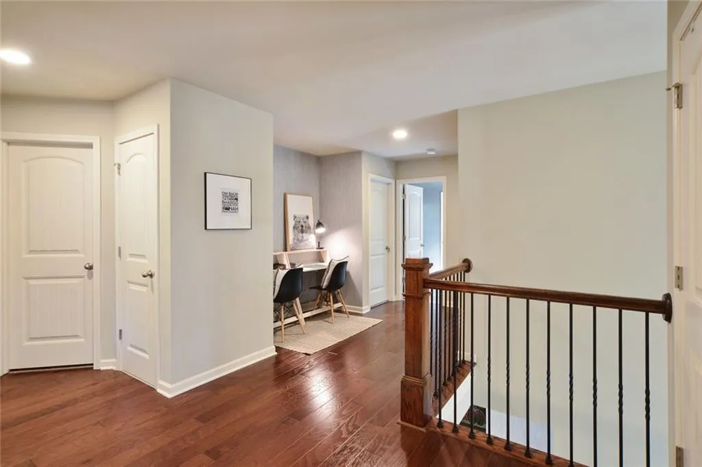 7805 Stratford Lane, Sandy Springs, Georgia 30350, 7 Bedrooms Bedrooms, ,4 BathroomsBathrooms,Residential,Sold,7805 Stratford Lane,6742772