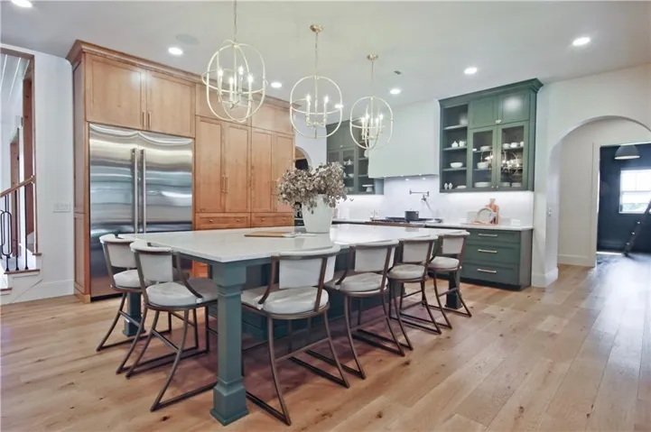 1170