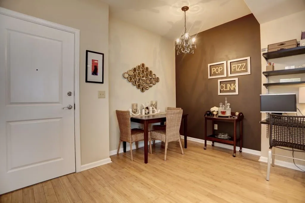 3040 Peachtree Road Nw Unit 602, Atlanta, Georgia 30305, 1 Bedroom Bedrooms, ,1 BathroomBathrooms,Residential,Sold,3040 Peachtree Road Nw Unit 602,5743757