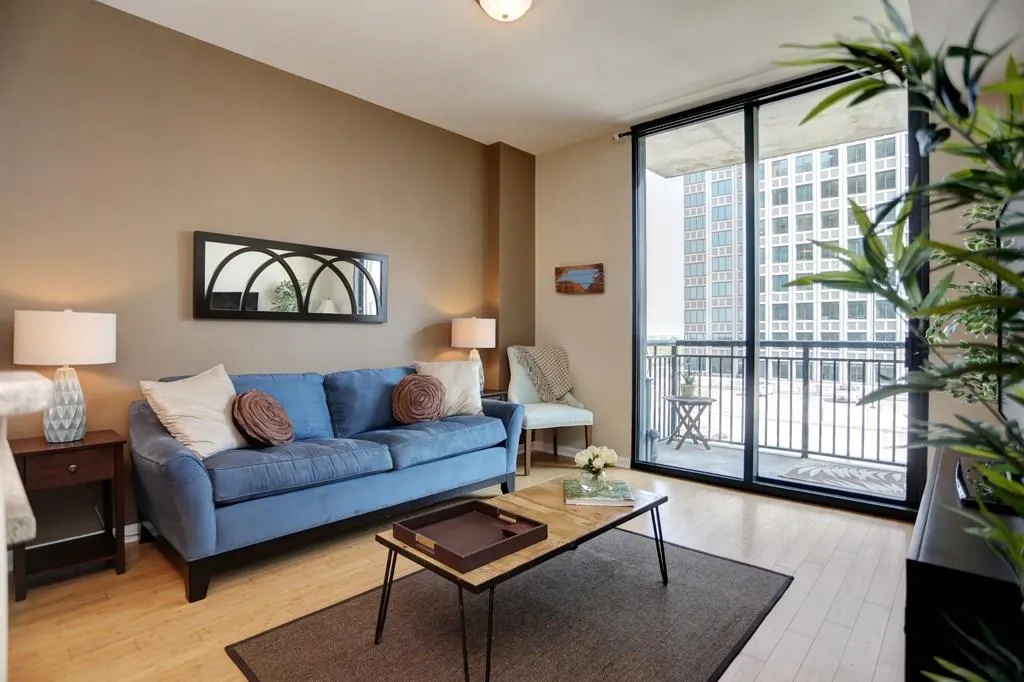 3040 Peachtree Road Nw Unit 602, Atlanta, Georgia 30305, 1 Bedroom Bedrooms, ,1 BathroomBathrooms,Residential,Sold,3040 Peachtree Road Nw Unit 602,5743757