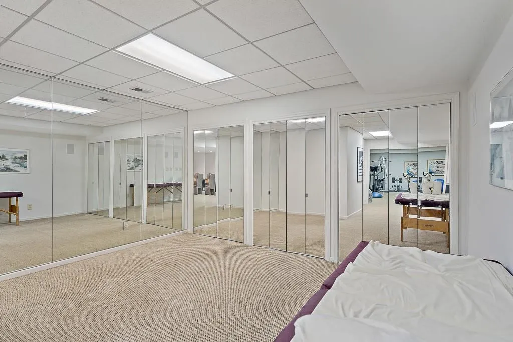 5500 Errol Place, Sandy Springs, Georgia 30327, 5 Bedrooms Bedrooms, ,4 BathroomsBathrooms,Residential,Sold,5500 Errol Place,6640866