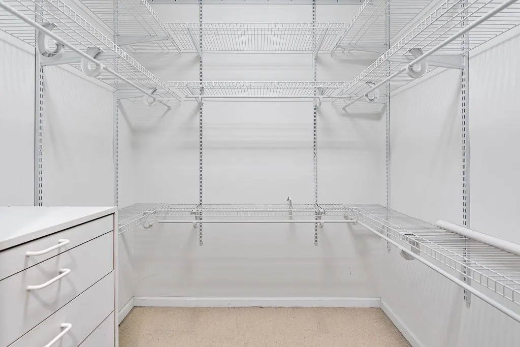 5500 Errol Place, Sandy Springs, Georgia 30327, 5 Bedrooms Bedrooms, ,4 BathroomsBathrooms,Residential,Sold,5500 Errol Place,6640866