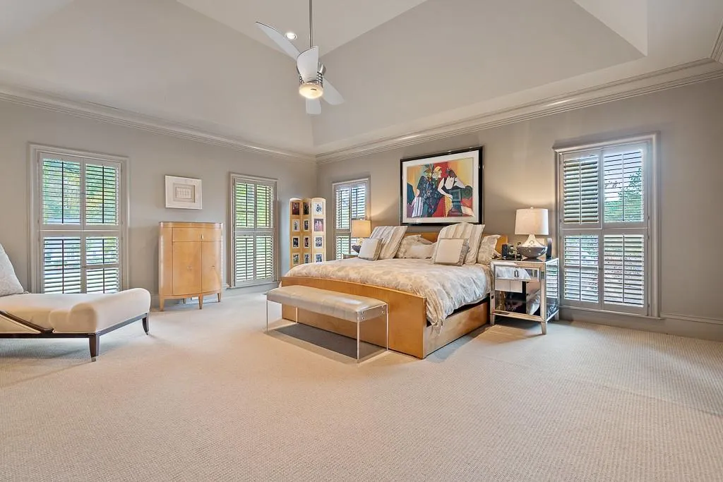 5500 Errol Place, Sandy Springs, Georgia 30327, 5 Bedrooms Bedrooms, ,4 BathroomsBathrooms,Residential,Sold,5500 Errol Place,6640866