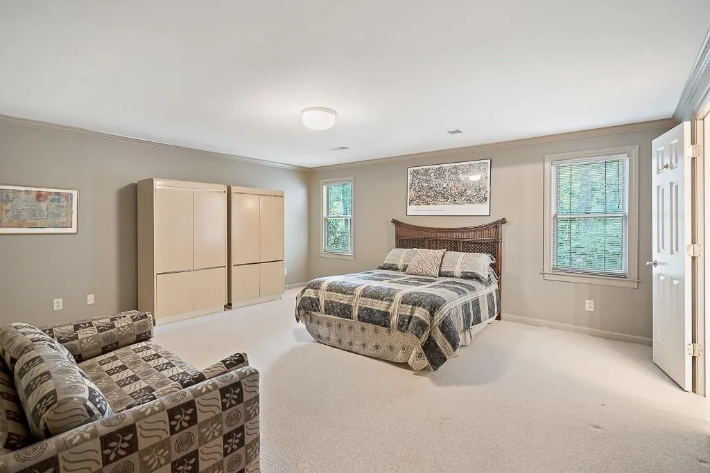 5500 Errol Place, Sandy Springs, Georgia 30327, 5 Bedrooms Bedrooms, ,4 BathroomsBathrooms,Residential,Sold,5500 Errol Place,6640866