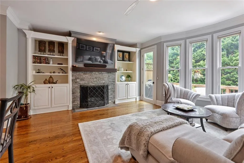 77 Chemin De Vie, Atlanta, Georgia 30342, 3 Bedrooms Bedrooms, ,3 BathroomsBathrooms,Residential,Sold,77 Chemin De Vie,6918204