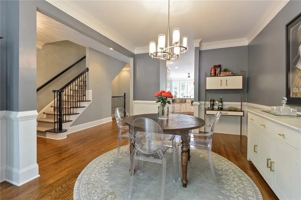 77 Chemin De Vie, Atlanta, Georgia 30342, 3 Bedrooms Bedrooms, ,3 BathroomsBathrooms,Residential,Sold,77 Chemin De Vie,6918204