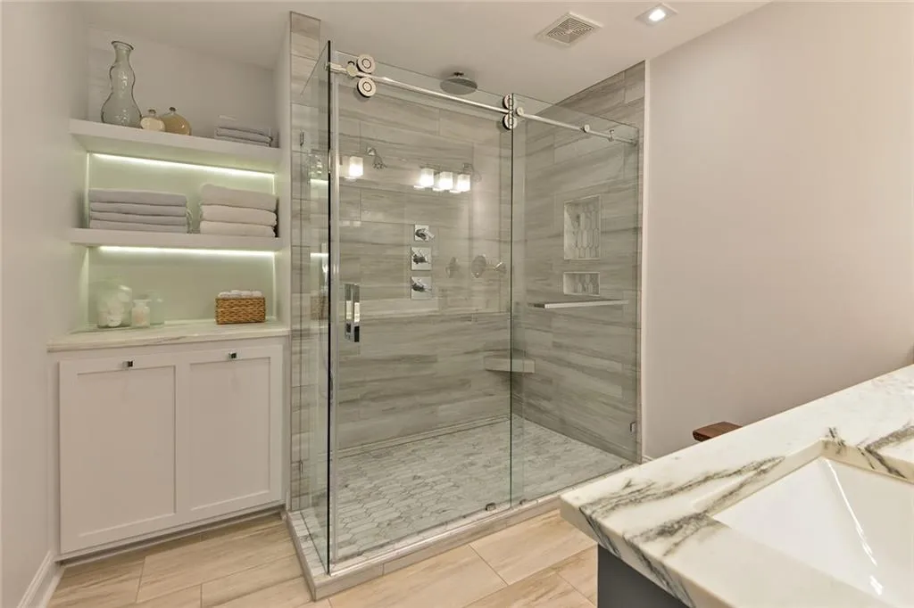 77 Chemin De Vie, Atlanta, Georgia 30342, 3 Bedrooms Bedrooms, ,3 BathroomsBathrooms,Residential,Sold,77 Chemin De Vie,6918204