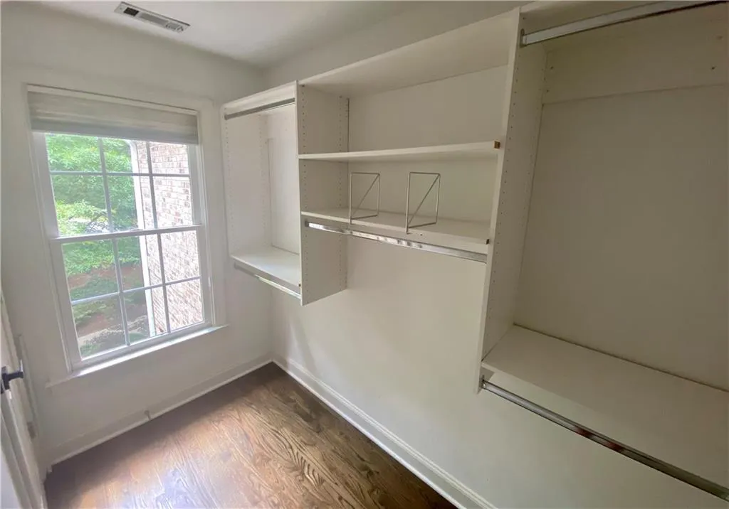 77 Chemin De Vie, Atlanta, Georgia 30342, 3 Bedrooms Bedrooms, ,3 BathroomsBathrooms,Residential,Sold,77 Chemin De Vie,6918204