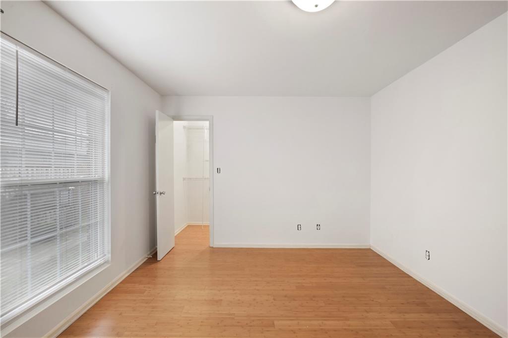 5678 Kingsport Drive, Sandy Springs, Georgia 30342, 2 Bedrooms Bedrooms, ,1 BathroomBathrooms,Residential,Sold,5678 Kingsport Drive,7310169