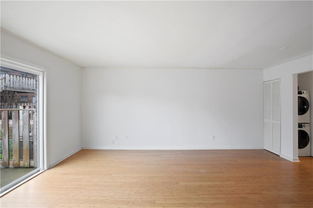 5678 Kingsport Drive, Sandy Springs, Georgia 30342, 2 Bedrooms Bedrooms, ,1 BathroomBathrooms,Residential,Sold,5678 Kingsport Drive,7310169