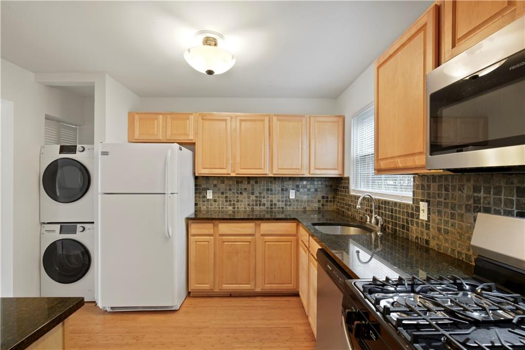 5678 Kingsport Drive, Sandy Springs, Georgia 30342, 2 Bedrooms Bedrooms, ,1 BathroomBathrooms,Residential,Sold,5678 Kingsport Drive,7310169