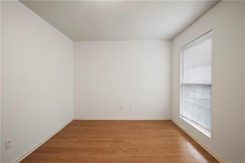 5678 Kingsport Drive, Sandy Springs, Georgia 30342, 2 Bedrooms Bedrooms, ,1 BathroomBathrooms,Residential,Sold,5678 Kingsport Drive,7310169