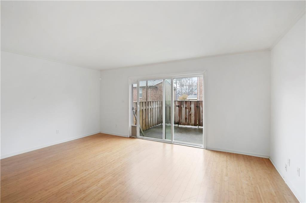 5678 Kingsport Drive, Sandy Springs, Georgia 30342, 2 Bedrooms Bedrooms, ,1 BathroomBathrooms,Residential,Sold,5678 Kingsport Drive,7310169