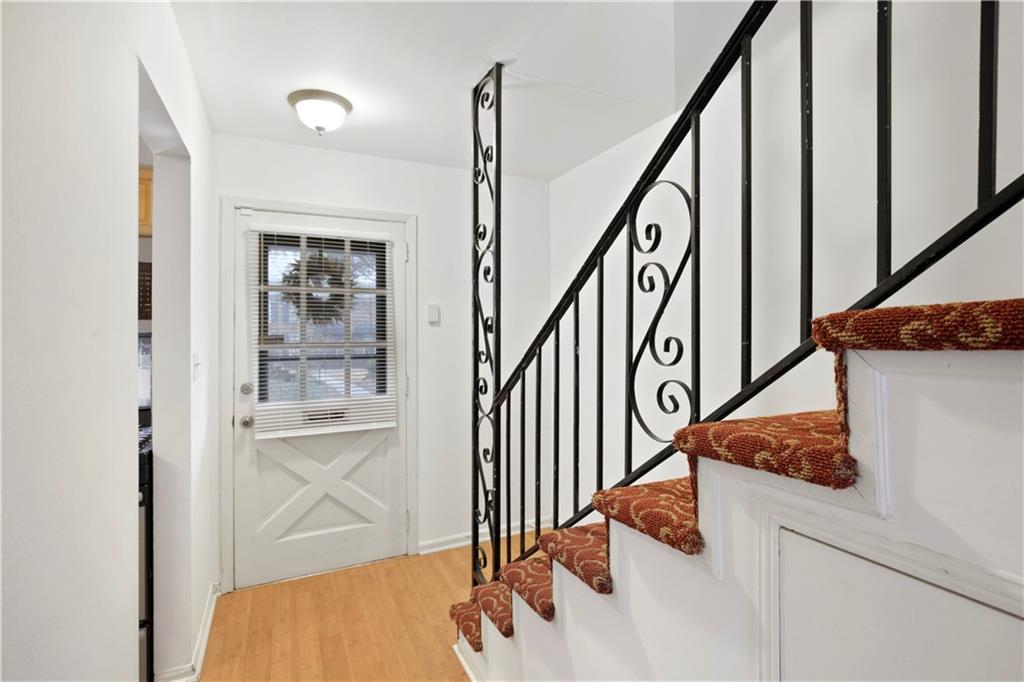 5678 Kingsport Drive, Sandy Springs, Georgia 30342, 2 Bedrooms Bedrooms, ,1 BathroomBathrooms,Residential,Sold,5678 Kingsport Drive,7310169