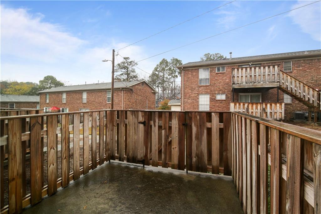 5678 Kingsport Drive, Sandy Springs, Georgia 30342, 2 Bedrooms Bedrooms, ,1 BathroomBathrooms,Residential,Sold,5678 Kingsport Drive,7310169