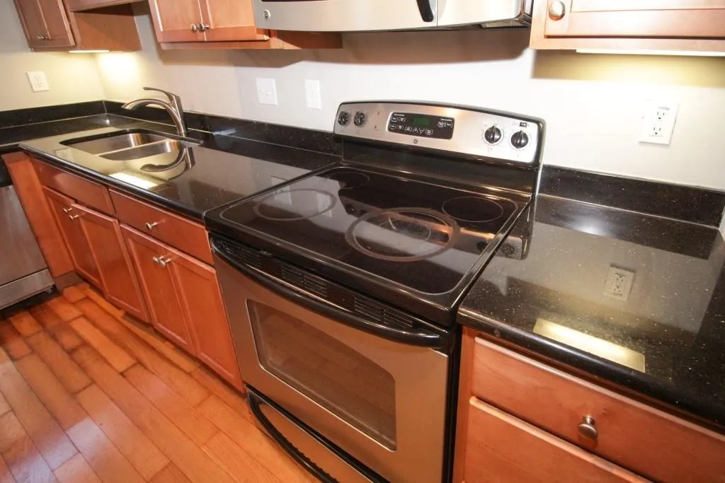 105 N River Drive Unit H, Atlanta, Georgia 30350, 2 Bedrooms Bedrooms, ,2 BathroomsBathrooms,Residential,Sold,105 N River Drive Unit H,5952455