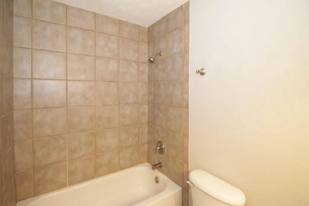 105 N River Drive Unit H, Atlanta, Georgia 30350, 2 Bedrooms Bedrooms, ,2 BathroomsBathrooms,Residential,Sold,105 N River Drive Unit H,5952455