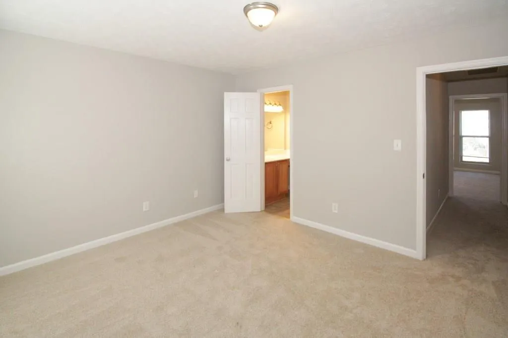 105 N River Drive Unit H, Atlanta, Georgia 30350, 2 Bedrooms Bedrooms, ,2 BathroomsBathrooms,Residential,Sold,105 N River Drive Unit H,5952455