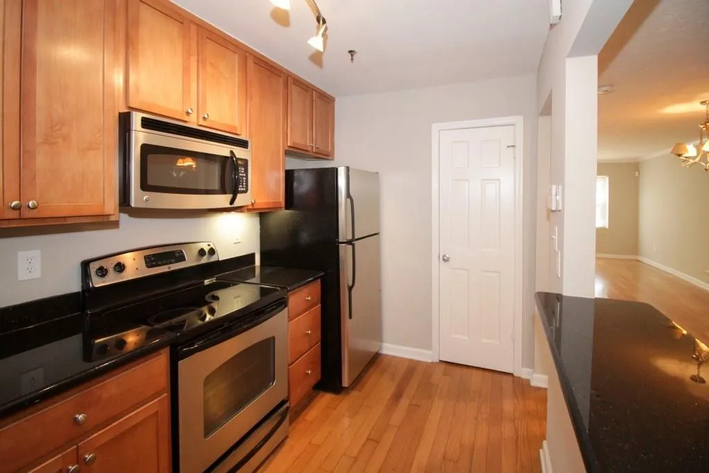 105 N River Drive Unit H, Atlanta, Georgia 30350, 2 Bedrooms Bedrooms, ,2 BathroomsBathrooms,Residential,Sold,105 N River Drive Unit H,5952455