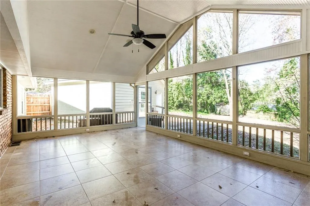 144 Chaseland Road, Atlanta, Georgia 30328, 3 Bedrooms Bedrooms, ,3 BathroomsBathrooms,Residential,Sold,144 Chaseland Road,6108044
