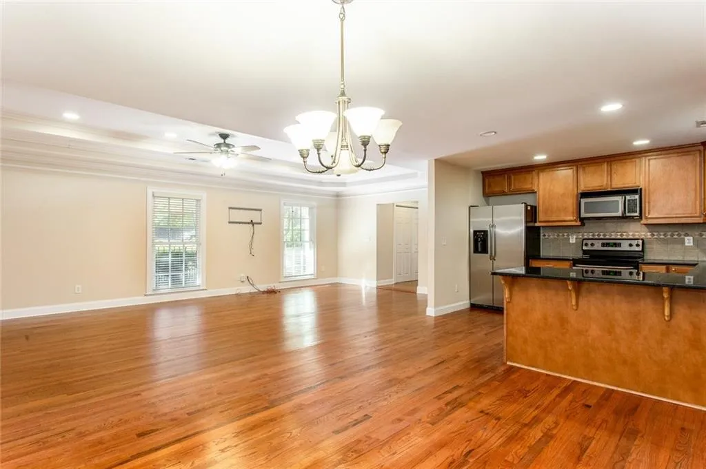 144 Chaseland Road, Atlanta, Georgia 30328, 3 Bedrooms Bedrooms, ,3 BathroomsBathrooms,Residential,Sold,144 Chaseland Road,6108044