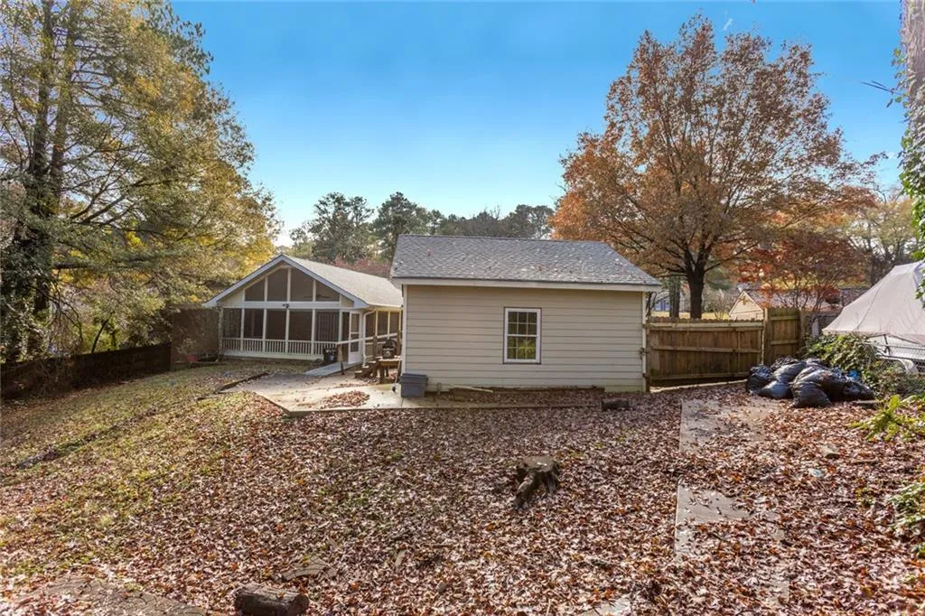 144 Chaseland Road, Atlanta, Georgia 30328, 3 Bedrooms Bedrooms, ,3 BathroomsBathrooms,Residential,Sold,144 Chaseland Road,6108044
