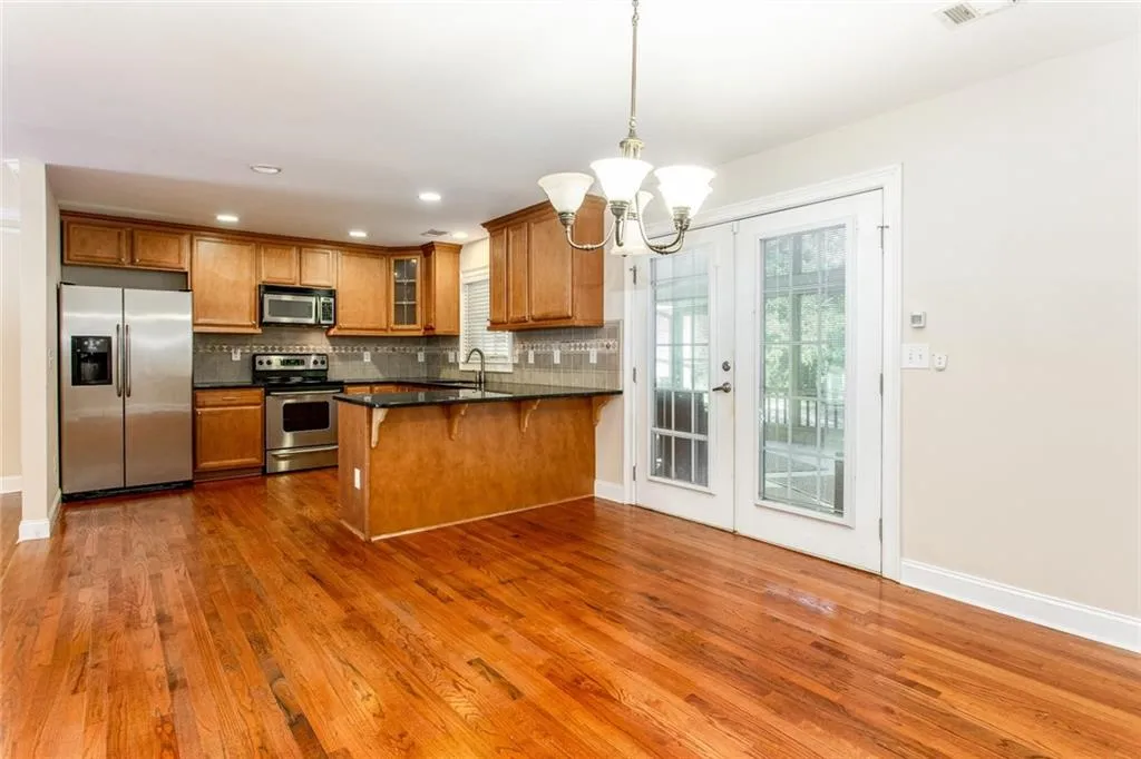 144 Chaseland Road, Atlanta, Georgia 30328, 3 Bedrooms Bedrooms, ,3 BathroomsBathrooms,Residential,Sold,144 Chaseland Road,6108044