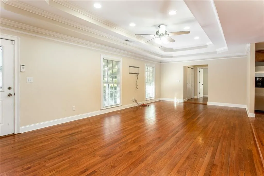 144 Chaseland Road, Atlanta, Georgia 30328, 3 Bedrooms Bedrooms, ,3 BathroomsBathrooms,Residential,Sold,144 Chaseland Road,6108044