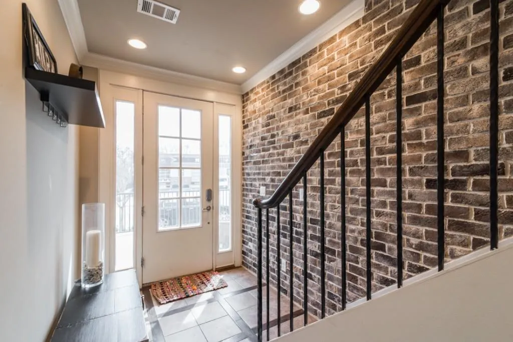 1199 Huff Road Nw Unit 107, Atlanta, Georgia 30318, 3 Bedrooms Bedrooms, ,3 BathroomsBathrooms,Residential,Sold,1199 Huff Road Nw Unit 107,5813846