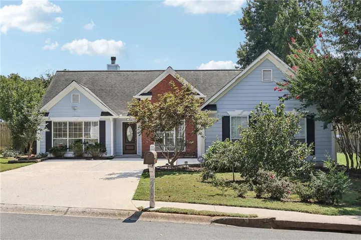 2780 Lady Guinevere Lane, Lawrenceville, Georgia 30044
