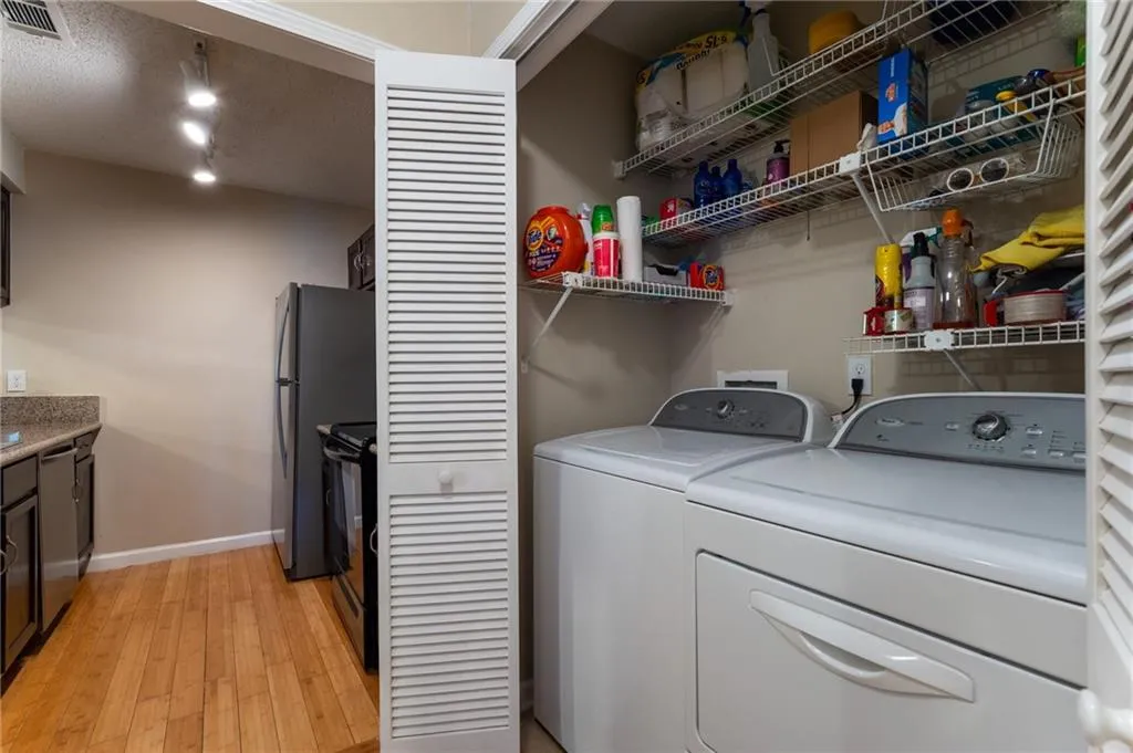 410 Barrington Hills Drive, Atlanta, Georgia 30350, 2 Bedrooms Bedrooms, ,2 BathroomsBathrooms,Residential,Sold,410 Barrington Hills Drive,7038737