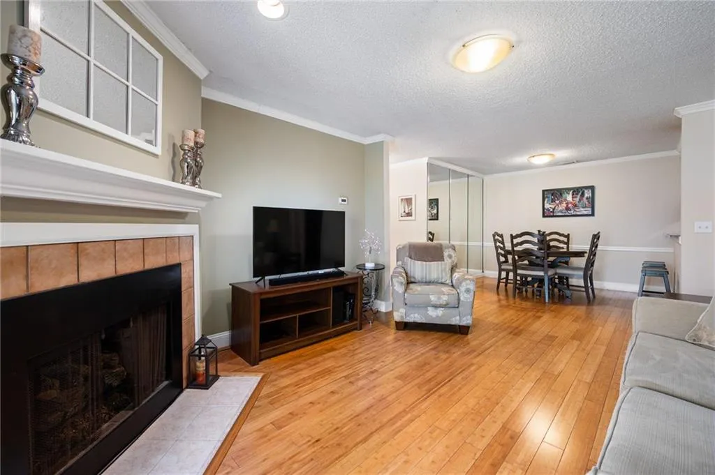 410 Barrington Hills Drive, Atlanta, Georgia 30350, 2 Bedrooms Bedrooms, ,2 BathroomsBathrooms,Residential,Sold,410 Barrington Hills Drive,7038737