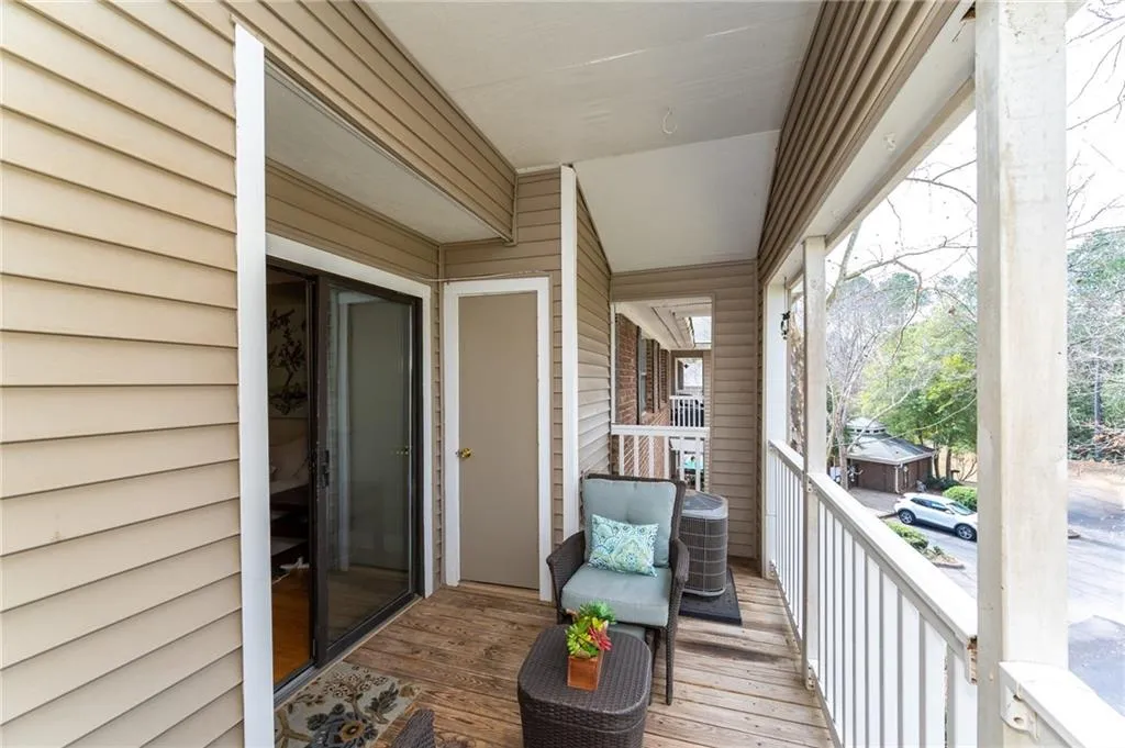 410 Barrington Hills Drive, Atlanta, Georgia 30350, 2 Bedrooms Bedrooms, ,2 BathroomsBathrooms,Residential,Sold,410 Barrington Hills Drive,7038737