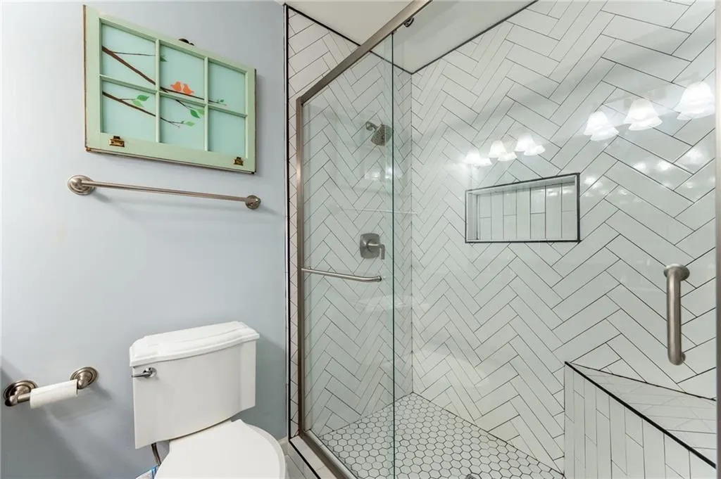 410 Barrington Hills Drive, Atlanta, Georgia 30350, 2 Bedrooms Bedrooms, ,2 BathroomsBathrooms,Residential,Sold,410 Barrington Hills Drive,7038737