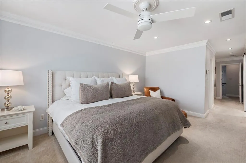 5233 Glenridge Drive, Atlanta, Georgia 30342, 3 Bedrooms Bedrooms, ,2 BathroomsBathrooms,Residential,Sold,5233 Glenridge Drive,6832658