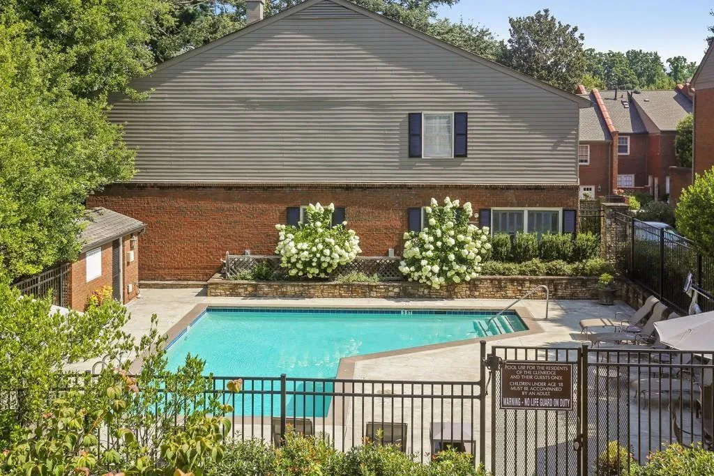 5233 Glenridge Drive, Atlanta, Georgia 30342, 3 Bedrooms Bedrooms, ,2 BathroomsBathrooms,Residential,Sold,5233 Glenridge Drive,6832658