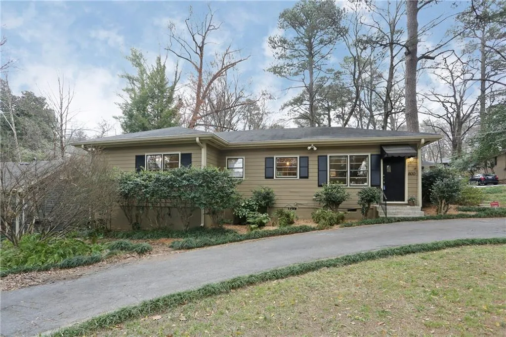 800 Piedmont Way Ne, Atlanta, Georgia 30324, 2 Bedrooms Bedrooms, ,2 BathroomsBathrooms,Residential,Sold,800 Piedmont Way Ne,5811167