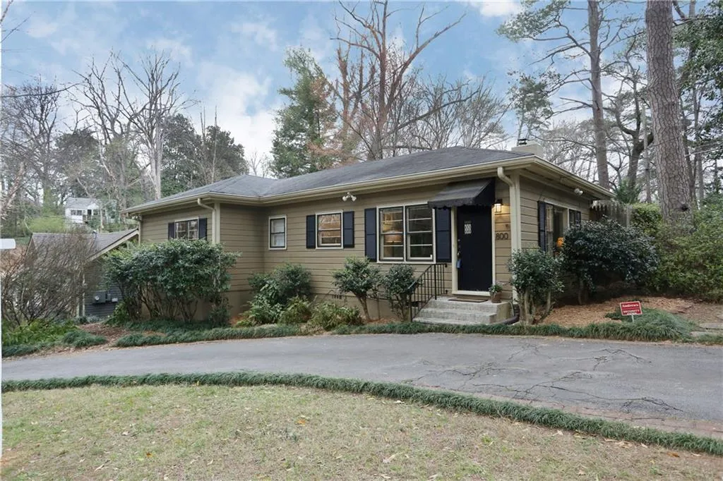 800 Piedmont Way Ne, Atlanta, Georgia 30324, 2 Bedrooms Bedrooms, ,2 BathroomsBathrooms,Residential,Sold,800 Piedmont Way Ne,5811167