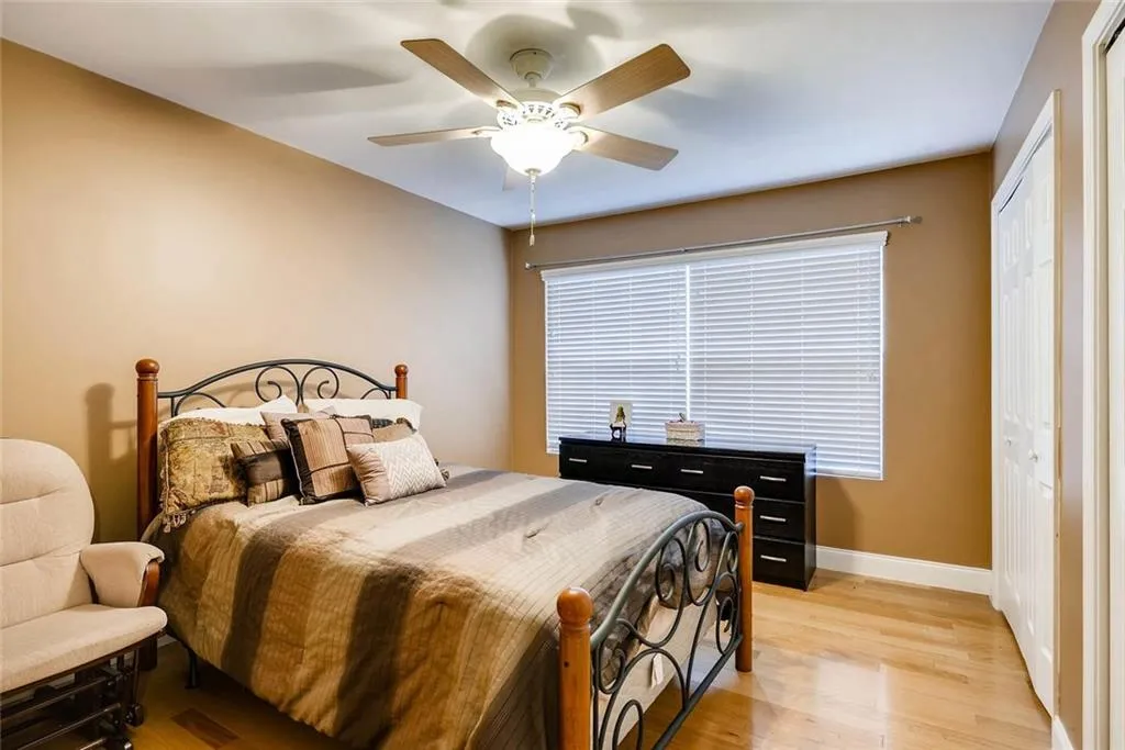 6980 Roswell Road Unit H6, Atlanta, Georgia 30328, 3 Bedrooms Bedrooms, ,2 BathroomsBathrooms,Residential,Sold,6980 Roswell Road Unit H6,5839905