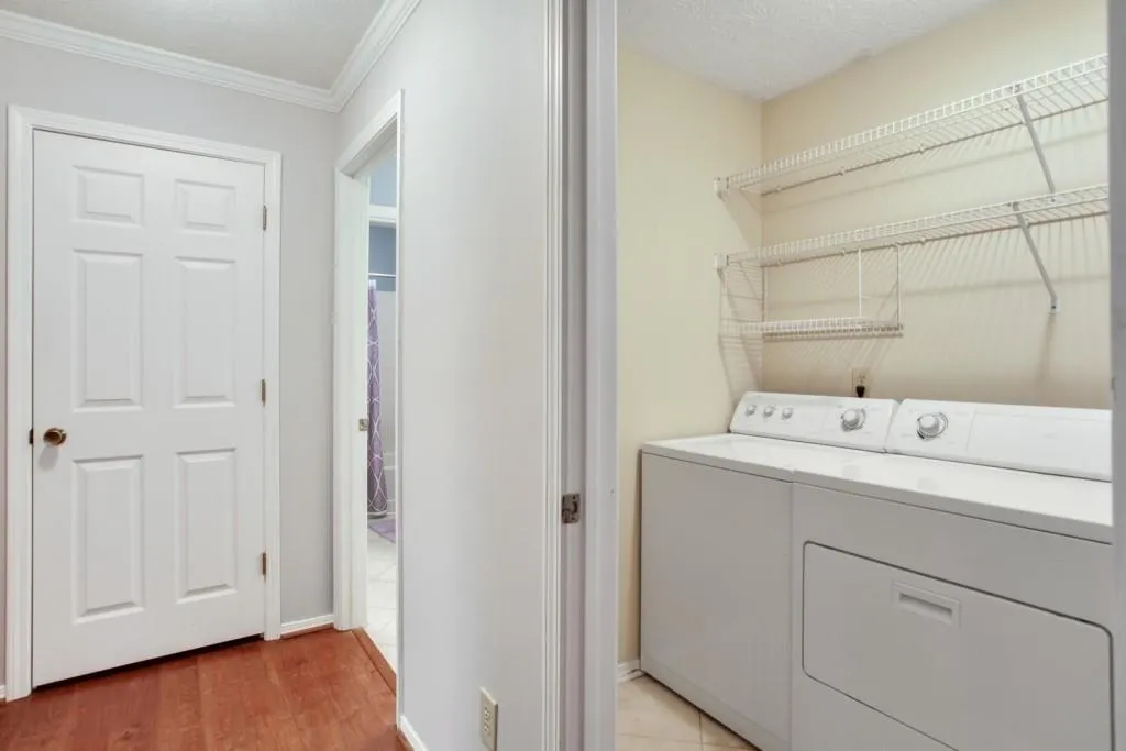 1508 Gettysburg Place, Sandy Springs, Georgia 30350, 2 Bedrooms Bedrooms, ,1 BathroomBathrooms,Residential,Sold,1508 Gettysburg Place,7013366